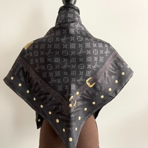 New Louis Vuitton Scarf Monogram Denim Blask Gray Square Silk Wrap - Picture 6 of 16